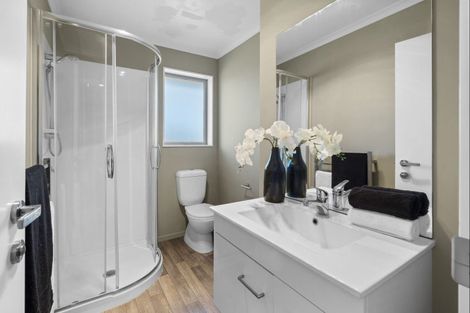 Photo of property in 37 Reuben Avenue, Rolleston, 7615