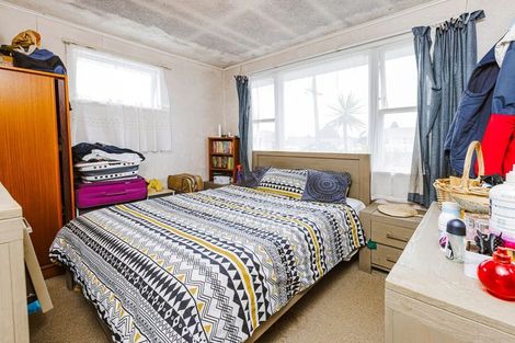 Photo of property in 37 Ferguson Street, Manurewa East, Auckland, 2102