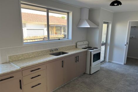 Photo of property in 1/7 James Condon Place, Redwood, Christchurch, 8051