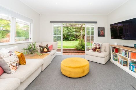 Photo of property in 273 Karori Road, Karori, Wellington, 6012