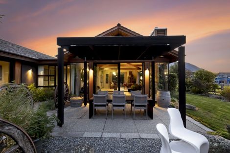 Photo of property in 20 Rannoch Drive, Jacks Point, Queenstown, 9371