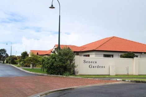 Photo of property in 37 Seneca Court, Golflands, Auckland, 2013