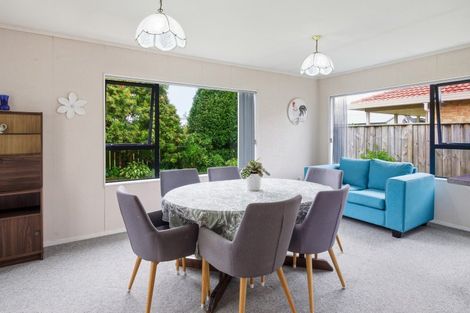 Photo of property in 9 Ashmore Place, Fairy Springs, Rotorua, 3015