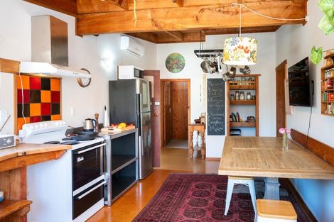 Photo of property in 21 Grove Road, Haumoana, 4102