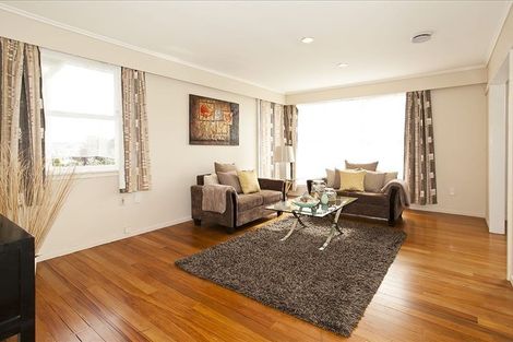 Photo of property in 1/12 Bond Crescent, Forrest Hill, Auckland, 0620