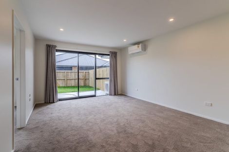 Photo of property in 100 Hagart-alexander Drive, Mosgiel, 9024