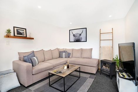 Photo of property in 2 Daniel Street, Martinborough, 5711