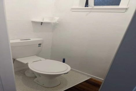 Photo of property in 166 Carrington Street, Lower Vogeltown, New Plymouth, 4310