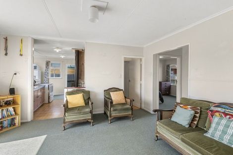 Photo of property in 160a Winchester Street, Levin, 5510