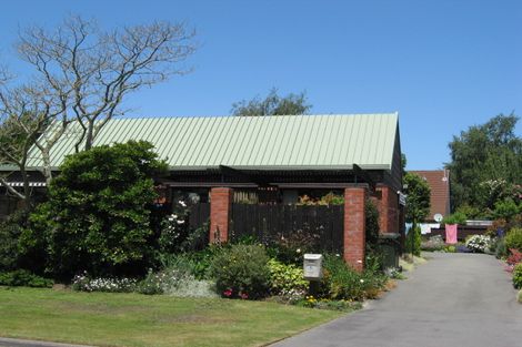 Photo of property in 11 Strathean Avenue, Avonhead, Christchurch, 8042