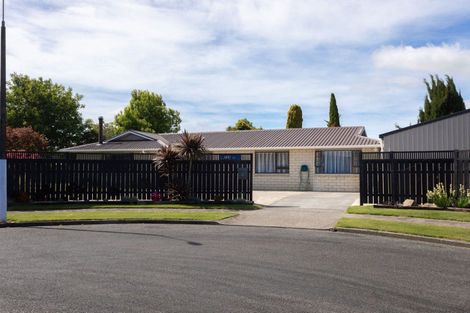 Photo of property in 4 Guinane Street, Dannevirke, 4930