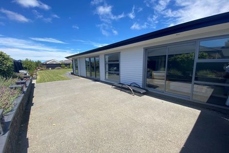 Photo of property in 22 Huntingdon Drive, Rangiora, 7400