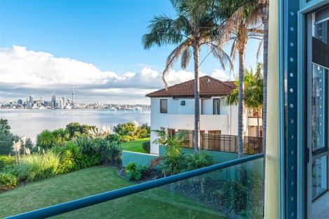 Photo of property in 13 Norwood Road, Bayswater, Auckland, 0622