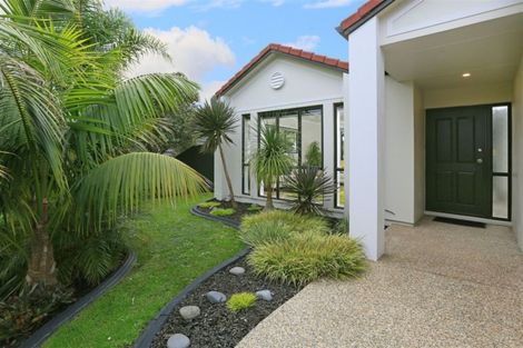 Photo of property in 17 Chelmsley Avenue, Henderson, Auckland, 0612