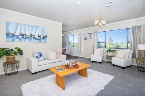 Photo of property in 2 Horoeka Court, Pukete, Hamilton, 3200