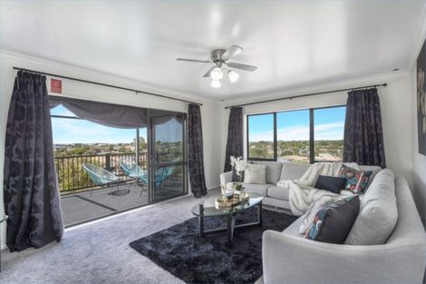 Photo of property in 17 Dorchester Place, Nawton, Hamilton, 3200