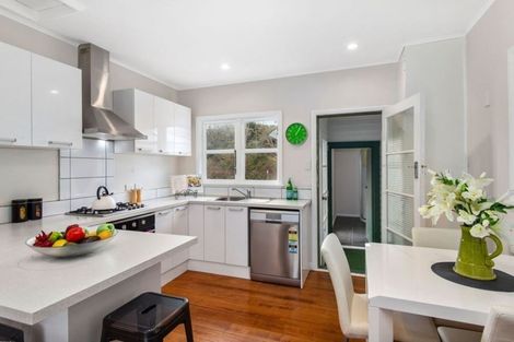 Photo of property in 34 Findlay Street, Tawa, Wellington, 5028