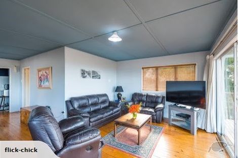 Photo of property in 1/448 Whangaparaoa Road, Stanmore Bay, Whangaparaoa, 0932