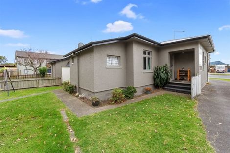 Photo of property in 74 Ngatai Road, Otumoetai, Tauranga, 3110