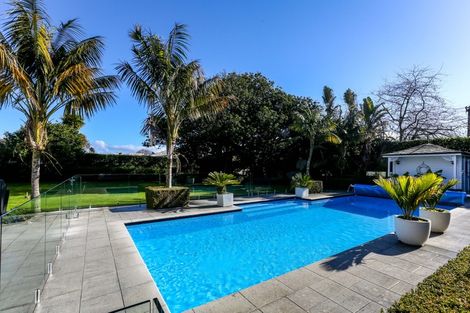 Photo of property in 16 Shortland Street, Lower Vogeltown, New Plymouth, 4310