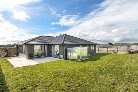 Photo of property in 22 Pyne Crescent, Pokeno, 2402