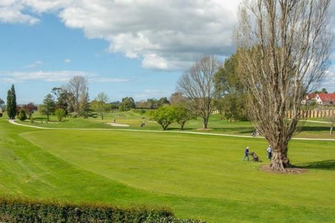 Photo of property in 54 Links View Drive, Omokoroa, 3114