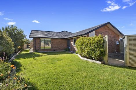 Photo of property in 5b James Drive, Bell Block, New Plymouth, 4312