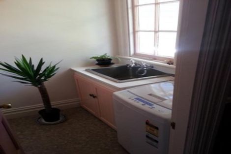 Photo of property in 1 Gaine Street, New Plymouth, 4310