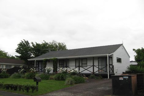 Photo of property in 5 Sharivari Place, Conifer Grove, Takanini, 2112