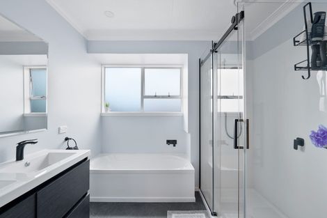 Photo of property in 3 Rock Street, East Gore, Gore, 9710