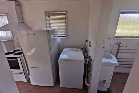 Photo of property in 42 Kamahi Street, Stokes Valley, Lower Hutt, 5019