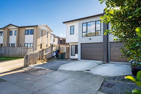 Photo of property in 24a Grande Vue Road, Papatoetoe, Auckland, 2025