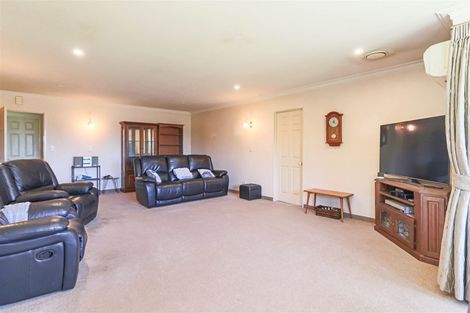 Photo of property in 65 Rata Street, Inglewood, 4330