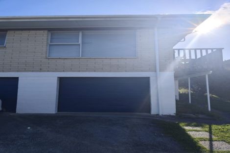 Photo of property in 1/14 Kathleen Street, Totara Vale, Auckland, 0627