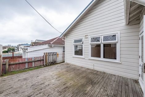 Photo of property in 68 Rintoul Street, Newtown, Wellington, 6021