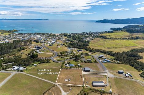 Photo of property in 10 Amelie Place, Coopers Beach, 0420
