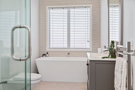 Photo of property in 5 Astelia Lane, Papamoa Beach, Papamoa, 3118