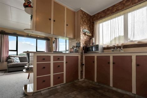 Photo of property in 98 Mcmurdo Street, Tinwald, Ashburton, 7700