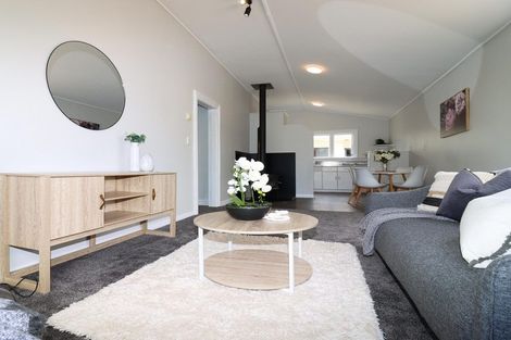 Photo of property in 276 High Street South, Carterton, 5713