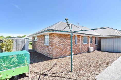 Photo of property in 15 Sycamore Close, Rangiora, 7400