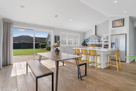 Photo of property in 35 Twin Oak Avenue, Papamoa Beach, Papamoa, 3118