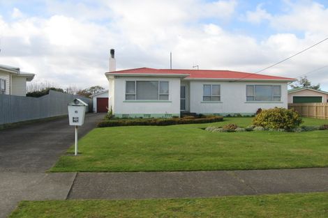 Photo of property in 15 Churchill Avenue, Feilding, 4702