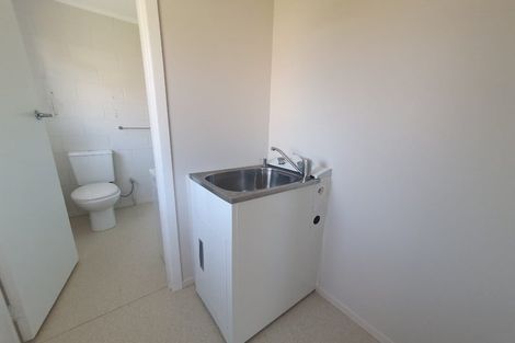 Photo of property in 15 Grande Vue Road, Papatoetoe, Auckland, 2025