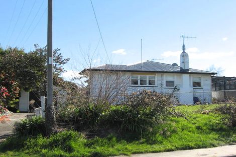 Photo of property in 1 Mcgreevy Street, Waipawa, 4210