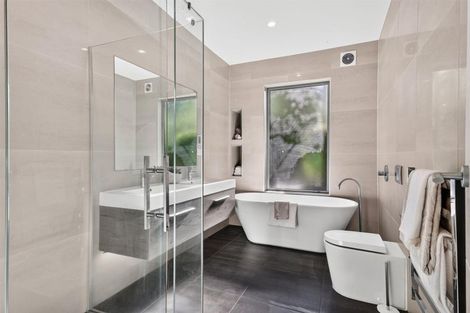 Photo of property in 7a Prospect Terrace, Milford, Auckland, 0620