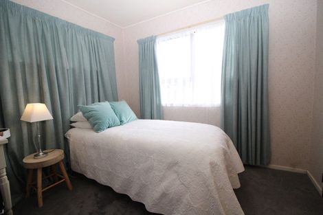 Photo of property in 28b Pollen Street, Woodville, 4920