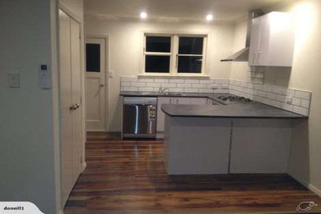 Photo of property in 3/4 Bracken Street, Wallaceville, Upper Hutt, 5018