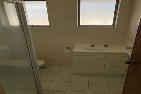 Photo of property in 27 Harris Road, Mount Wellington, Auckland, 1051