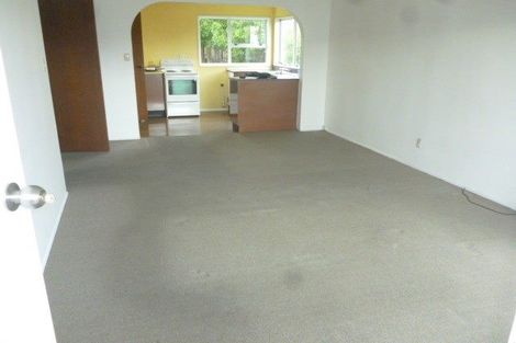 Photo of property in 3/7 Highland Park Drive, Highland Park, Auckland, 2010