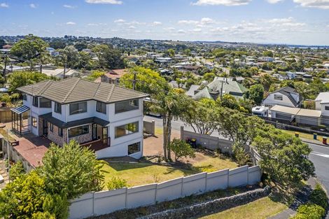 Photo of property in 2a Mizpah Road, Torbay, Auckland, 0630